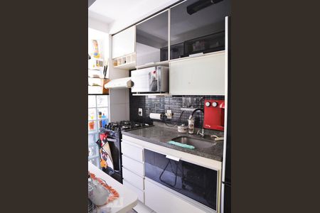 Apartamento à venda com 55m², 2 quartos e 1 vagaCozinha e Área de Serviço