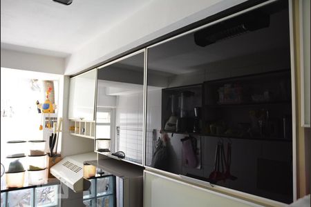 Apartamento à venda com 55m², 2 quartos e 1 vagaCozinha - Armários