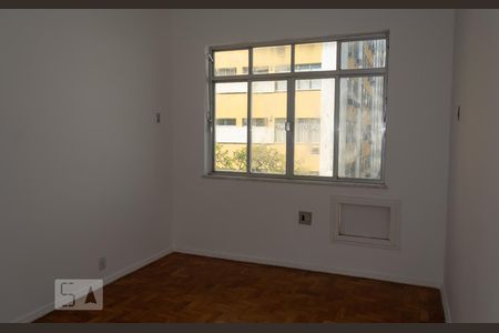 Apartamento à venda com 71m², 2 quartos e sem vagaQuarto 2
