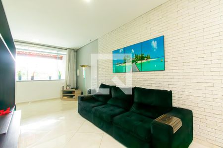 Sala de casa à venda com 3 quartos, 210m² em Vila Ema, São Paulo