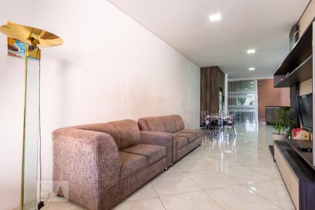 Sala de casa à venda com 3 quartos, 210m² em Vila Ema, São Paulo