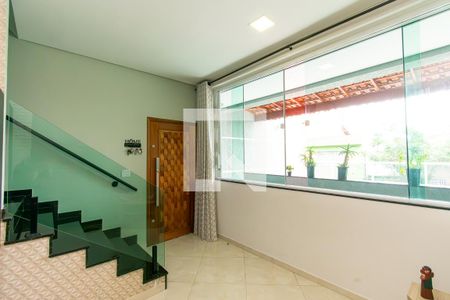 Sala de casa à venda com 3 quartos, 210m² em Vila Ema, São Paulo