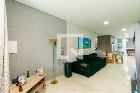 Sala de casa à venda com 3 quartos, 210m² em Vila Ema, São Paulo