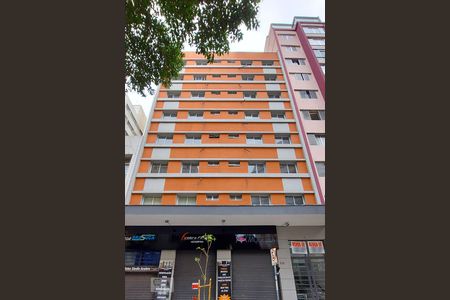 Studio à venda com 28m², 1 quarto e sem vaga Studio à venda com 28m², 1 quarto e sem vagaFachada