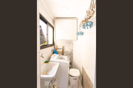 Apartamento à venda com 166m², 2 quartos e 1 vagaÁrea de Serviço