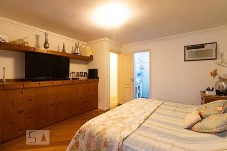 Apartamento à venda com 183m², 3 quartos e 3 vagas Apartamento à venda com 183m², 3 quartos e 3 vagasSuíte 3