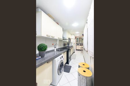Apartamento à venda com 183m², 3 quartos e 3 vagas Apartamento à venda com 183m², 3 quartos e 3 vagasCozinha