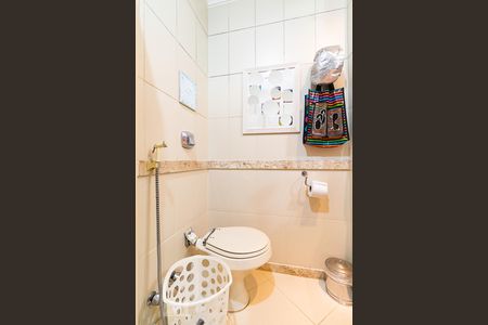 Apartamento à venda com 183m², 3 quartos e 3 vagas Apartamento à venda com 183m², 3 quartos e 3 vagasBanheiro da Suíte 1