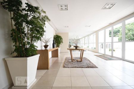 Hall Social de apartamento à venda com 3 quartos, 64m² em Jardim Parque Morumbi, São Paulo