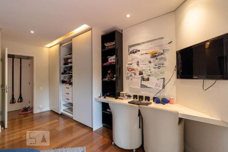 Suíte 1 de apartamento à venda com 3 quartos, 270m² em Sumarezinho, São Paulo