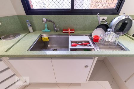 Apartamento à venda com 202m², 3 quartos e 4 vagas Apartamento à venda com 202m², 3 quartos e 4 vagasCozinha