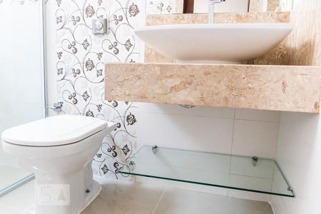 Casa de condomínio para alugar com 94m², 3 quartos e 2 vagasBanheiro da Suíte