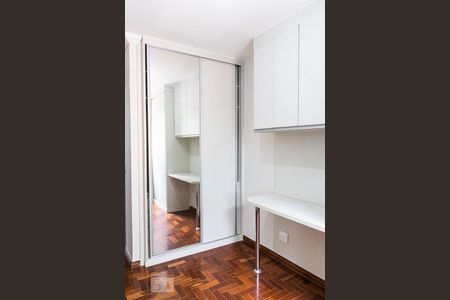 Casa de condomínio para alugar com 94m², 3 quartos e 2 vagasQuarto 1