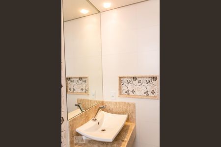 Casa de condomínio para alugar com 94m², 3 quartos e 2 vagasBanheiro da Suíte