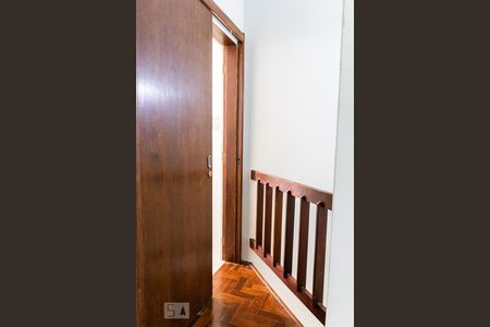 Casa de condomínio para alugar com 94m², 3 quartos e 2 vagasCorredor superior