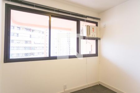 Suíte 1 de apartamento para alugar com 2 quartos, 80m² em Barra da Tijuca, Rio de Janeiro