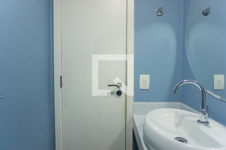 Lavabo de apartamento para alugar com 2 quartos, 80m² em Barra da Tijuca, Rio de Janeiro
