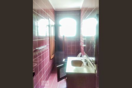 Casa para alugar com 440m², 4 quartos e 2 vagas Casa para alugar com 440m², 4 quartos e 2 vagasbanheiro Suíte 1