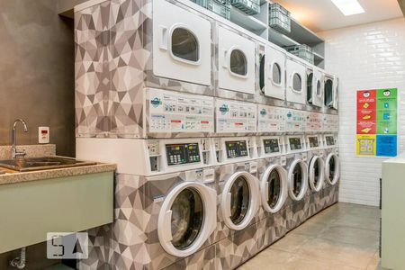 Studio para alugar com 31m², 1 quarto e sem vaga Studio para alugar com 31m², 1 quarto e sem vagaÁrea comum - Lavanderia