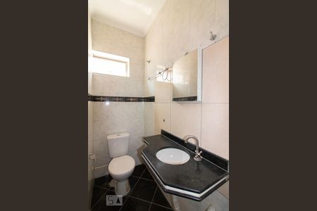 Banheiro de kitnet/studio para alugar com 1 quarto, 20m² em Indianópolis, São Paulo