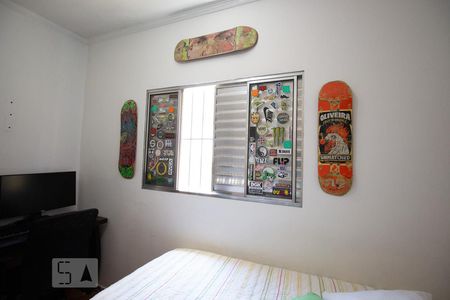 Casa à venda com 174m², 4 quartos e 2 vagasQuarto