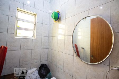 Casa à venda com 174m², 4 quartos e 2 vagasBanheiro