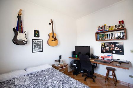 Casa à venda com 174m², 4 quartos e 2 vagasQuarto