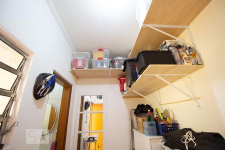 Casa à venda com 174m², 4 quartos e 2 vagasQuarto