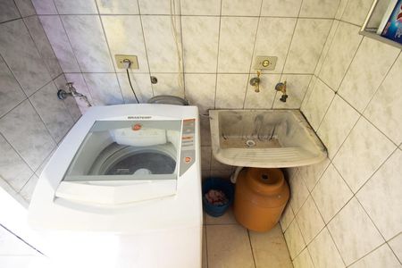 Casa à venda com 174m², 4 quartos e 2 vagasLavanderia