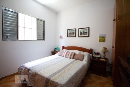 Casa à venda com 174m², 4 quartos e 2 vagasQuarto
