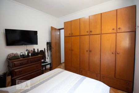 Casa à venda com 174m², 4 quartos e 2 vagasQuarto