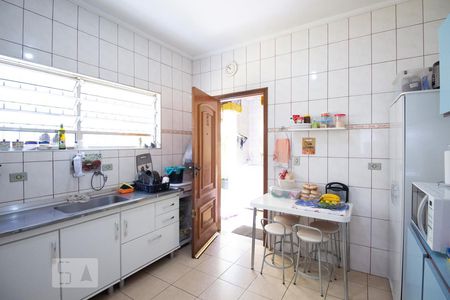 Casa à venda com 174m², 4 quartos e 2 vagasCozinha