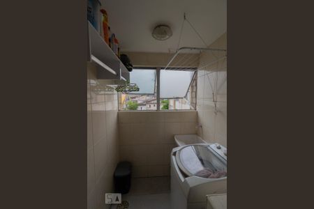 Apartamento à venda com 65m², 2 quartos e 1 vagaÁrea de Serviço