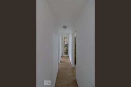 Apartamento à venda com 65m², 2 quartos e 1 vagaCorredor