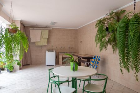 Casa à venda com 321m², 3 quartos e 4 vagas Casa à venda com 321m², 3 quartos e 4 vagasÁrea de Serviço