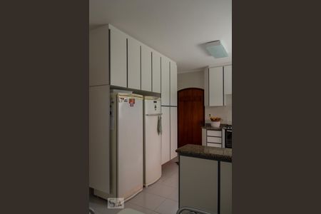 Casa à venda com 321m², 3 quartos e 4 vagas Casa à venda com 321m², 3 quartos e 4 vagasCozinha