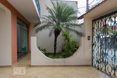 Casa à venda com 321m², 3 quartos e 4 vagas Casa à venda com 321m², 3 quartos e 4 vagasGaragem
