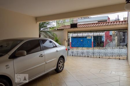 Casa à venda com 321m², 3 quartos e 4 vagas Casa à venda com 321m², 3 quartos e 4 vagasGaragem