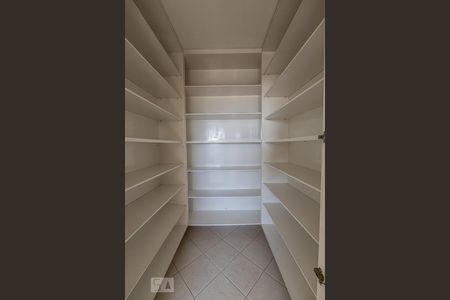 Apartamento à venda com 166m², 4 quartos e 2 vagas Apartamento à venda com 166m², 4 quartos e 2 vagasCozinha