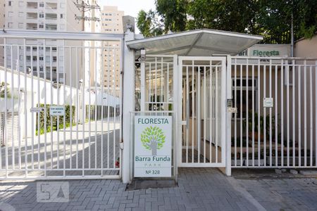 Apartamento para alugar com 44m², 2 quartos e 1 vaga Apartamento para alugar com 44m², 2 quartos e 1 vagaFachada