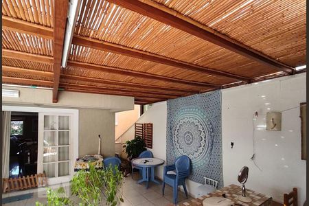 Casa de condomínio à venda com 310m², 3 quartos e sem vagaQuintal