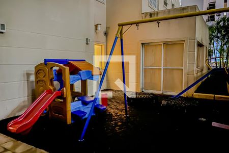 Apartamento à venda com 65m², 2 quartos e 1 vagaÁrea Comum - Playground