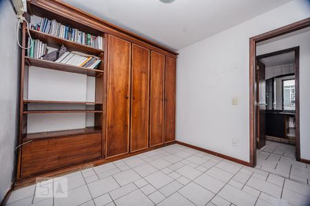 Quarto 1 de apartamento para alugar com 2 quartos, 66m² em Icaraí, Niterói
