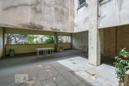 Apartamento para alugar com 74m², 2 quartos e 1 vaga Apartamento para alugar com 74m², 2 quartos e 1 vagaÁrea comum - Salão de festas