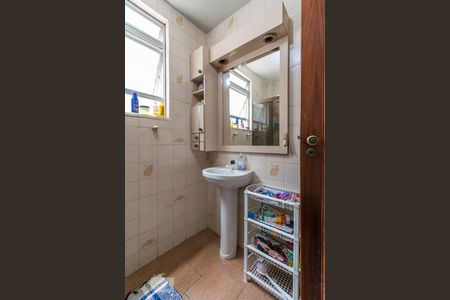 Apartamento para alugar com 74m², 2 quartos e 1 vaga Apartamento para alugar com 74m², 2 quartos e 1 vagaBanheiro