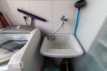 Apartamento para alugar com 65m², 3 quartos e 1 vagaÁrea de Serviço