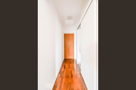 Entrada de apartamento para alugar com 2 quartos, 70m² em Pinheiros, São Paulo