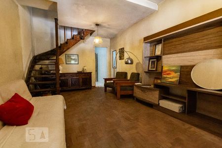 Sala de casa para alugar com 2 quartos, 120m² em Vila Anhanguera, São Paulo