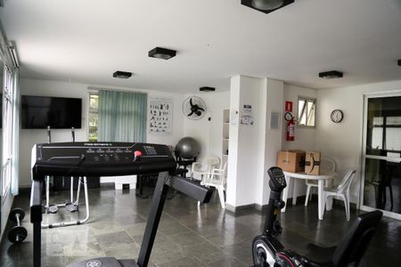 Apartamento para alugar com 65m², 2 quartos e 1 vagaÁrea comum - Academia