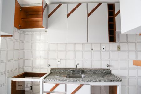 Apartamento para alugar com 65m², 2 quartos e 1 vagaCozinha
